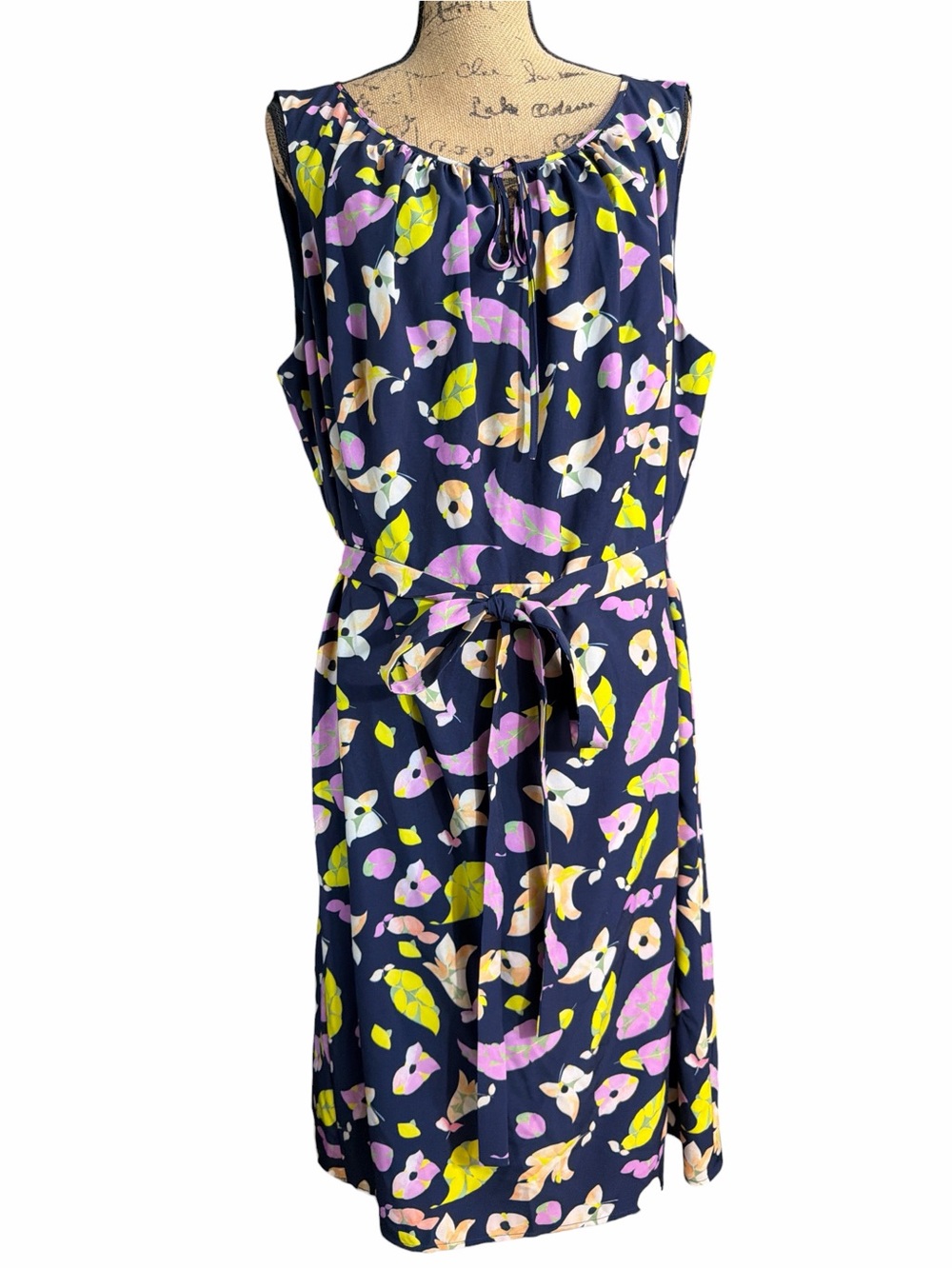 Tocca Navy Floral Tie-Waist Sleeveless Dress  EC. Size 16W